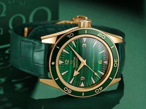 UK Elegant And Classic Omega Seamaster Replica Watches With Malachite Dial