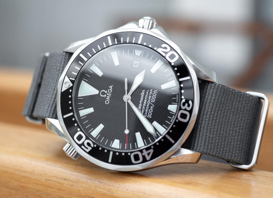 UK High Quality Fake Omega Seamaster Professional 300M 2254.50.00