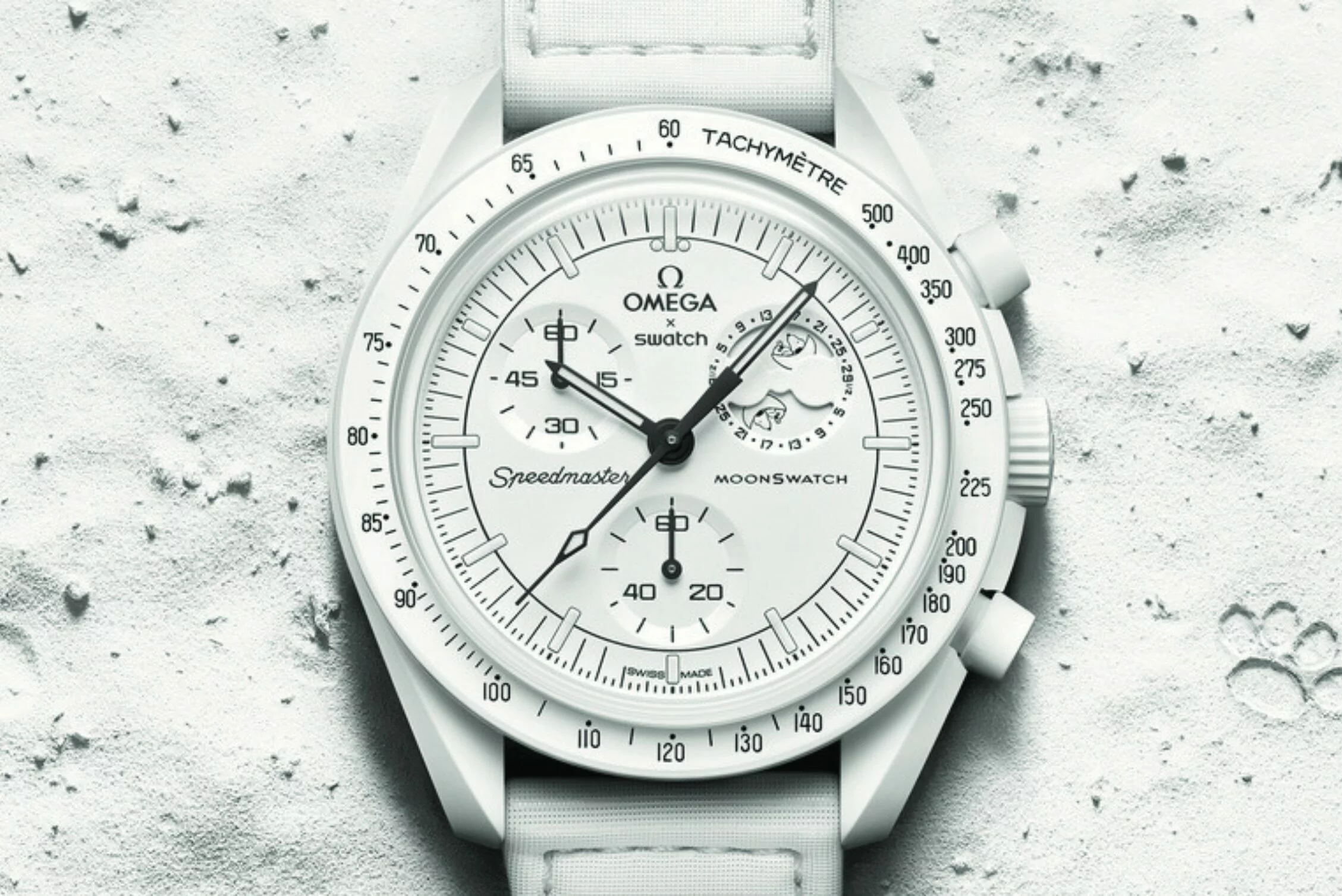 The UK Perfect Replica Omega MoonSwatch Mission to the Moonphase finally brings Snoopy into the fray