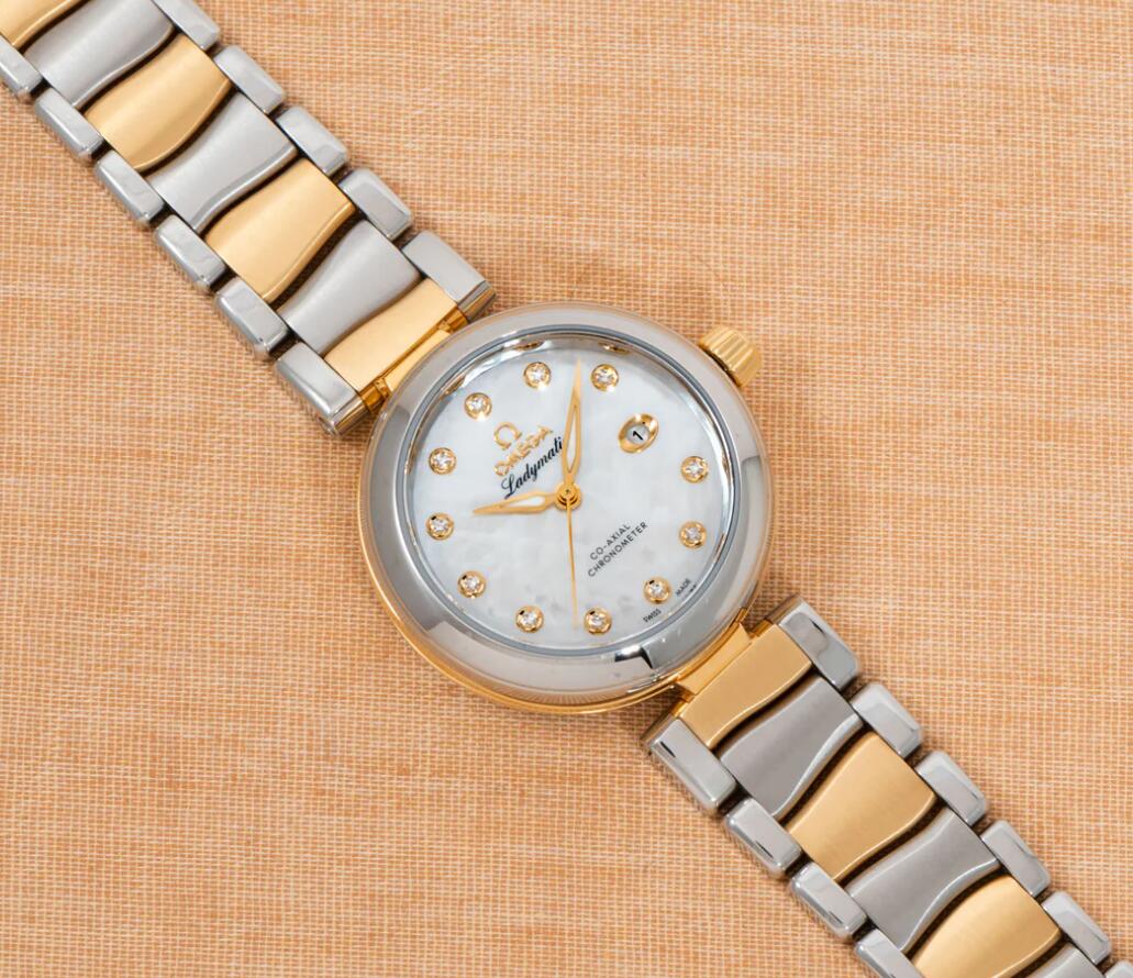 A Quiet Exploration of Why Certain Watches Feel Right in Daily British Life